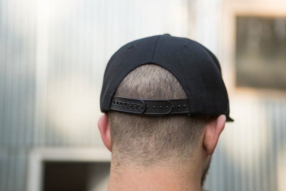 Snapback size extender