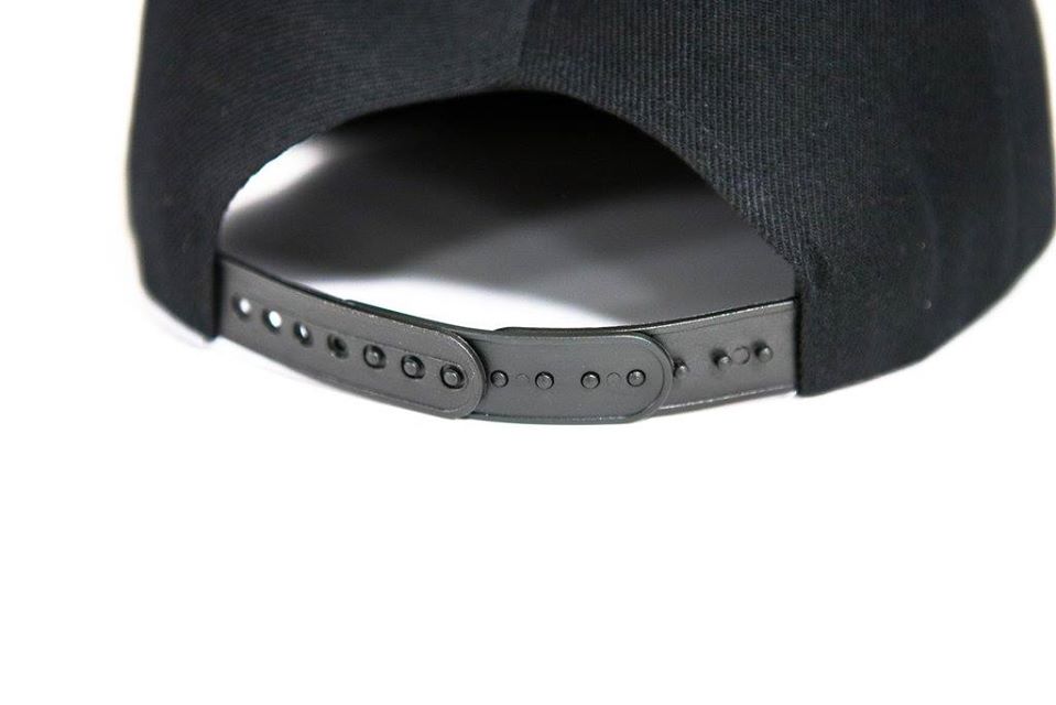 Snapback size extender